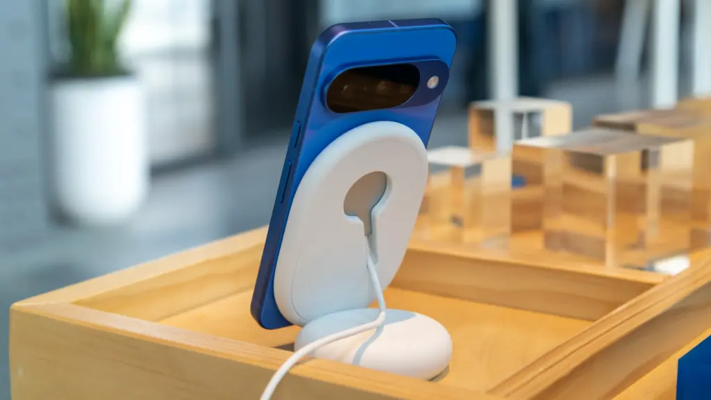 google pixel 10 qi2 wireless charging