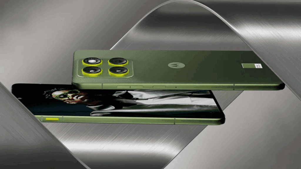 Motorola Edge 70 design green color