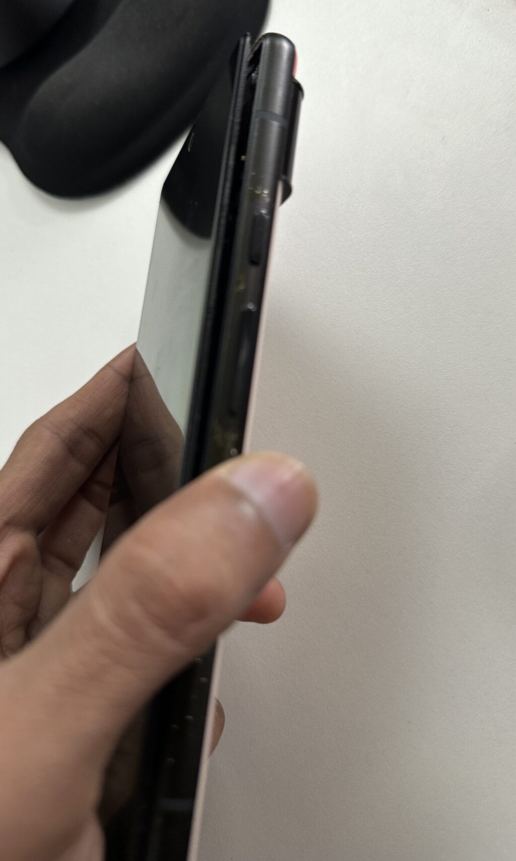 pixel 7 swollen battery