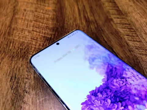 Top 5 Android smartphones with the best display