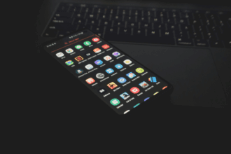 Samsung phone bloatware 1024x576 1